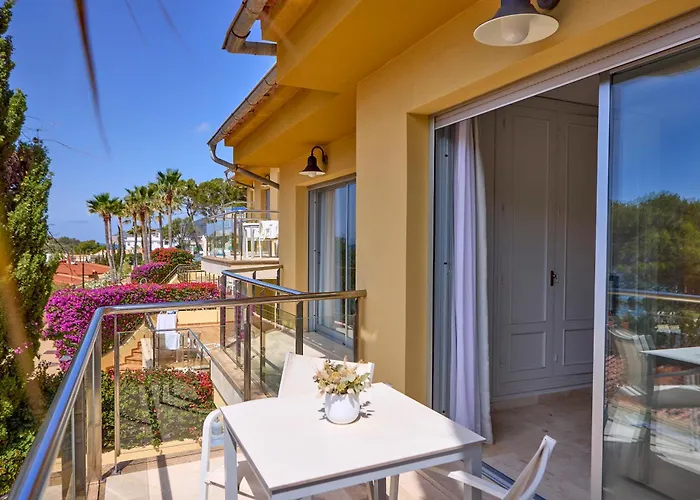 Universal Aquamarin Beach Houses